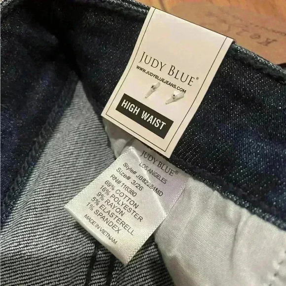 Judy Blue Jeans Distressed Boyfriend Fit Straight Leg Women’s Size 3 / 26 NWT - Picture 9 of 16